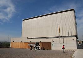 El incidente se produjo en un camino de la Vega y acabó en los juzgados de Santa Fe.