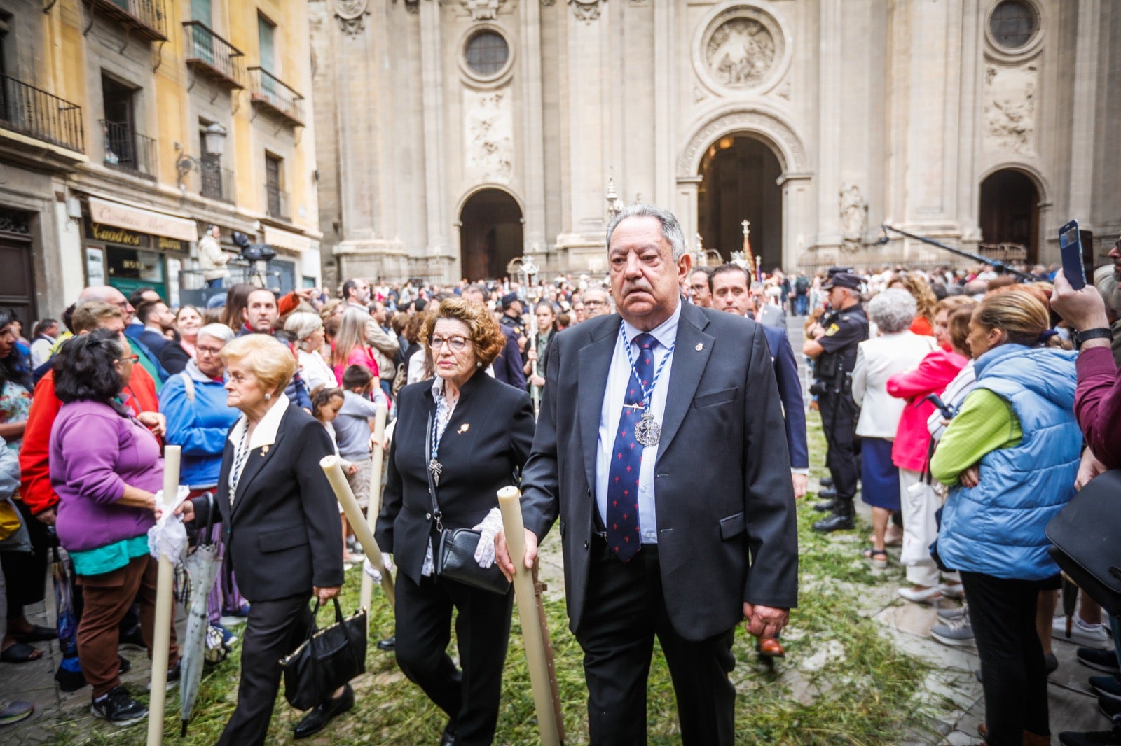 Las imágenes de la procesión del Corpus y la Tarasca por las calles de Granada