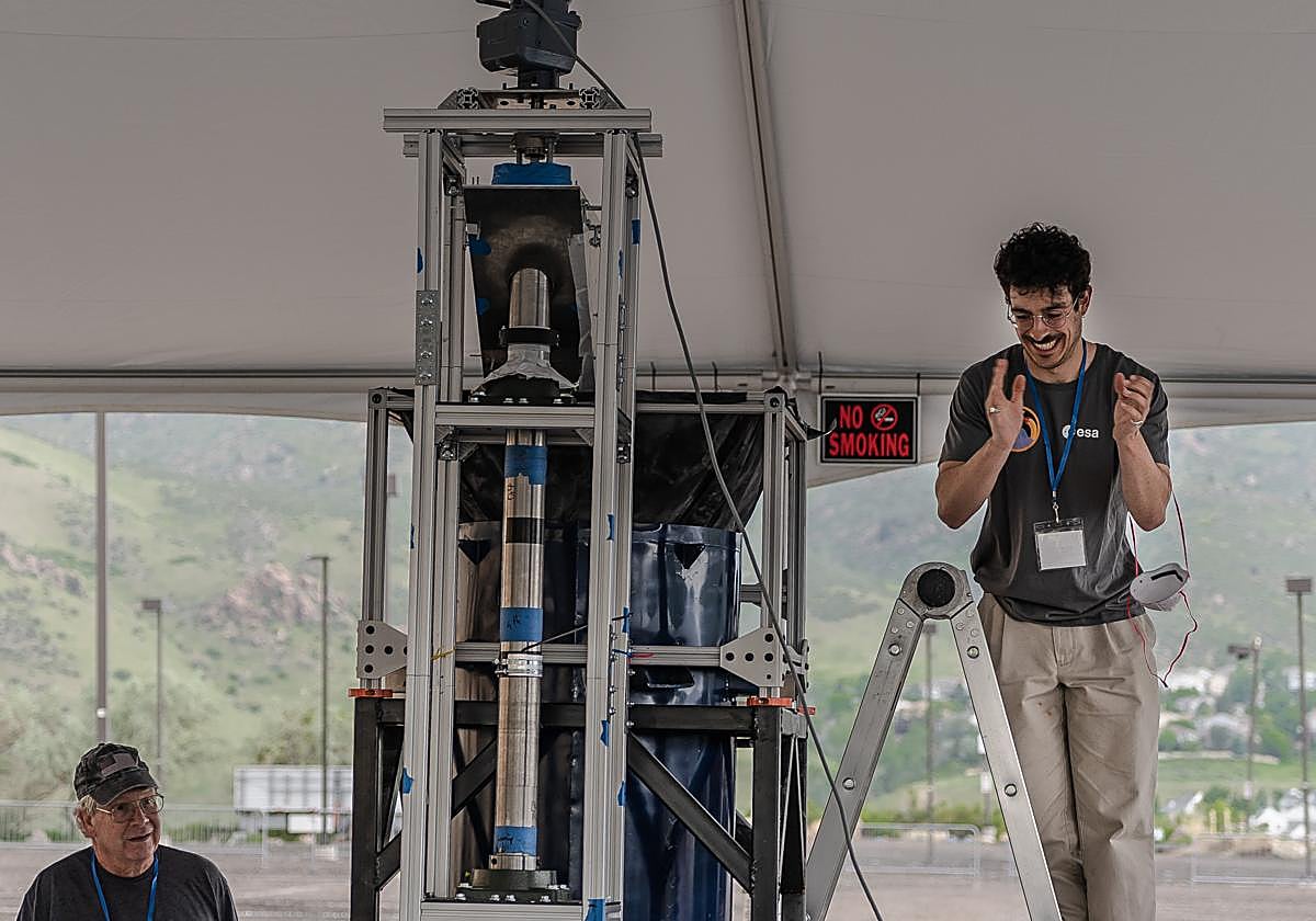 Mateo Rejón presenta su prototipo