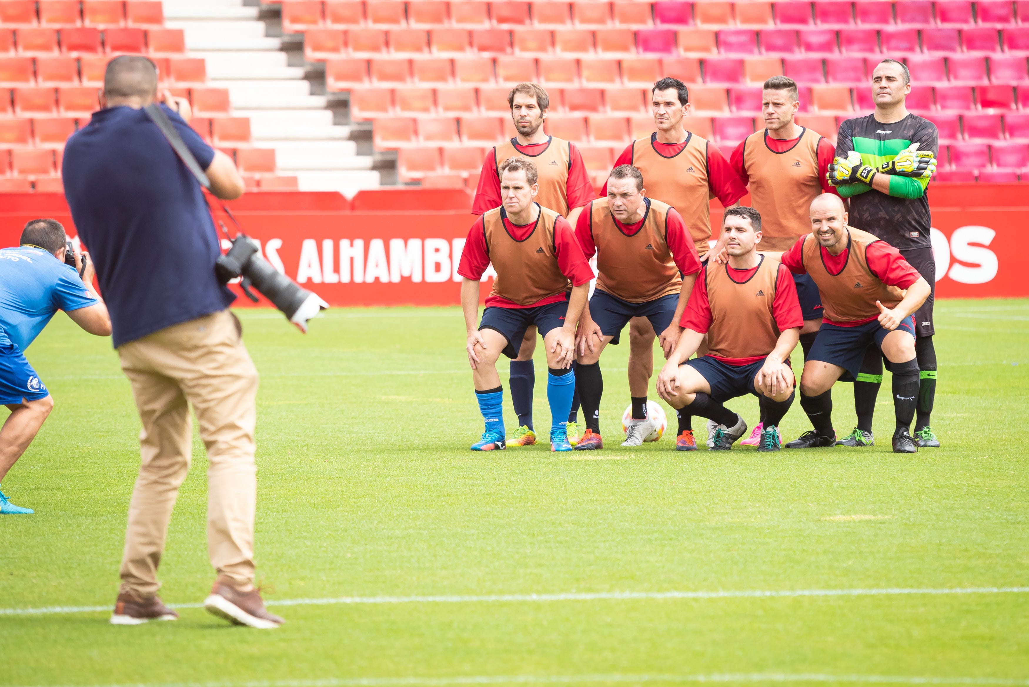 El partido de las &#039;estrellas&#039;, a pie de césped