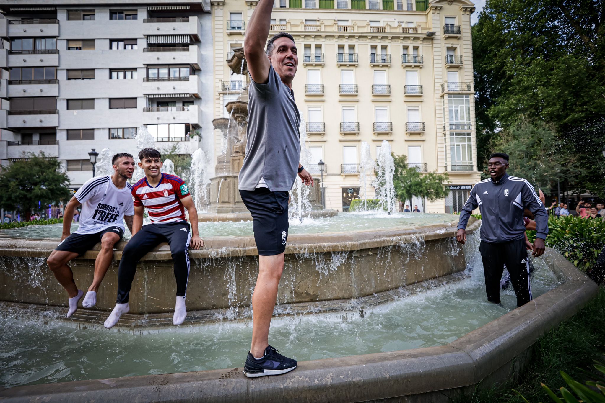 Otro ascenso acabado en baño en la Fuente de las Batallas