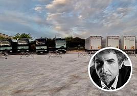 Camiones y autobuses de la gira de Bob Dylan, en Granada.