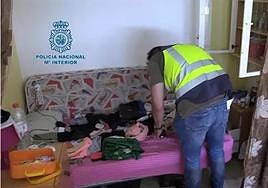 Liberadas 15 mujeres que eran explotadas en locales de alterne de Almería y Murcia