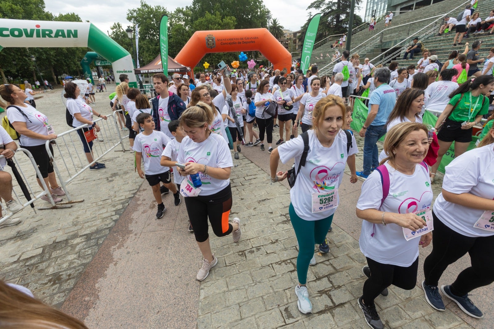 Granada marcha contra el cáncer