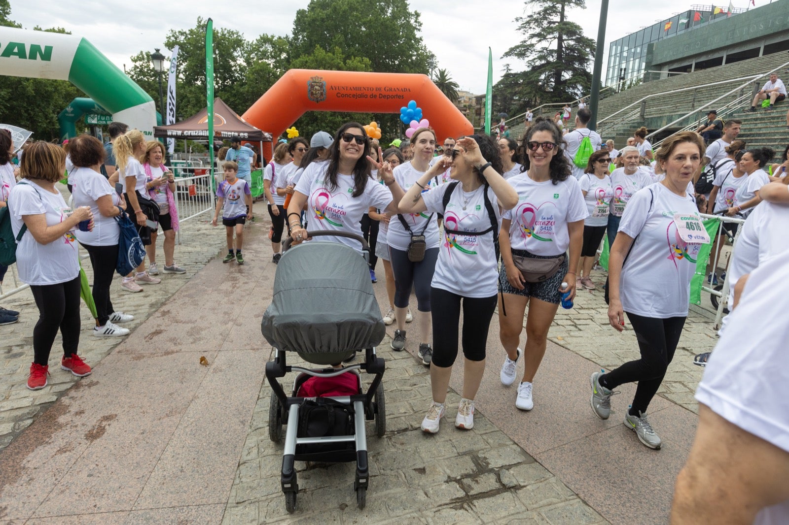 Granada marcha contra el cáncer