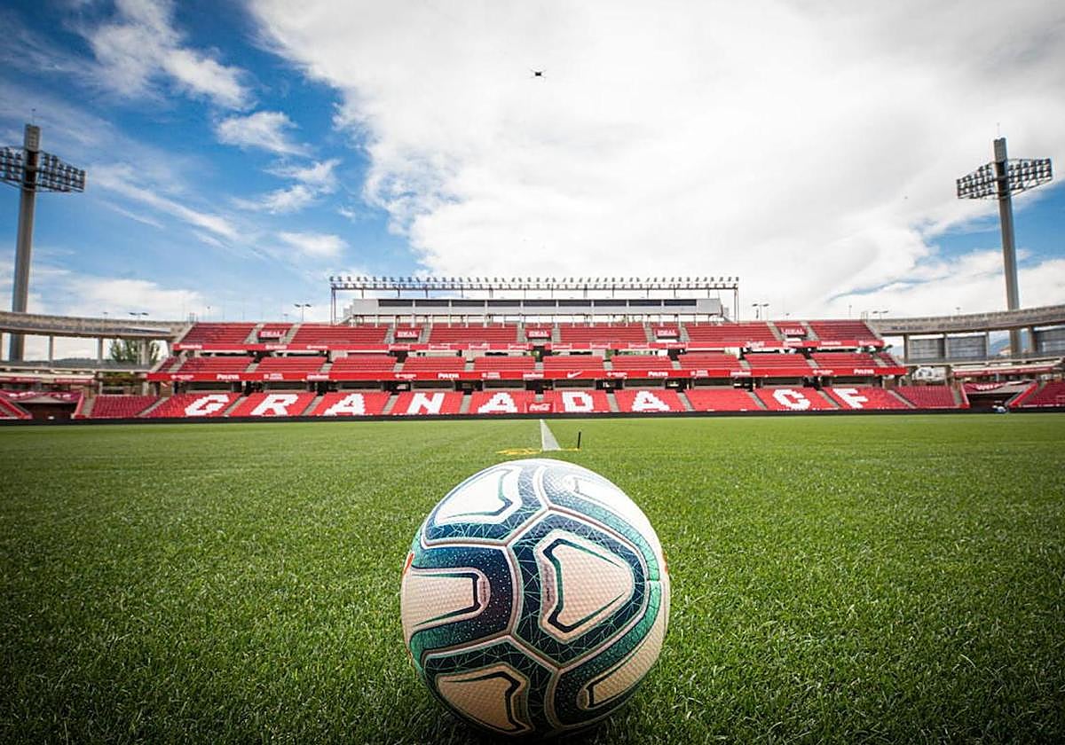 Estadio de Los Cármenes.