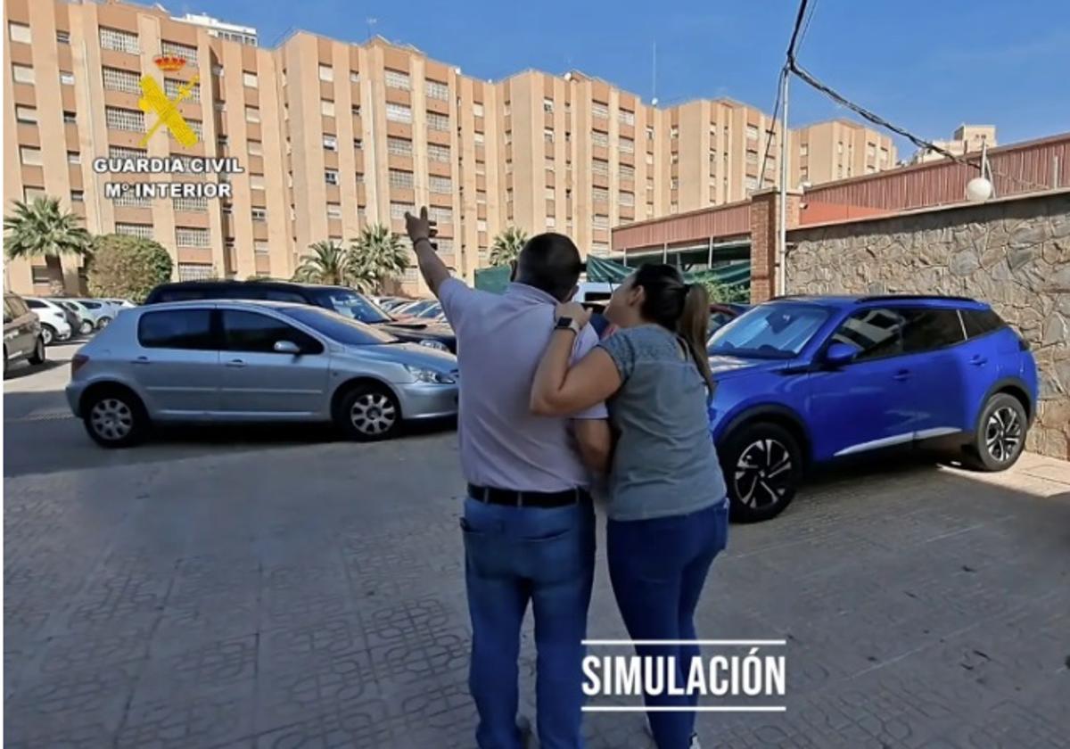 Detenida en Almuñécar por desvalijar a ancianos con el 'abrazo cariñoso' por toda la costa mediterránea