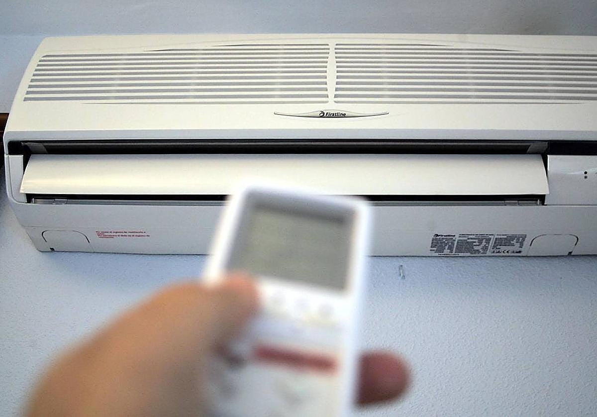 La empresa, situada en un polígono del Cinturón, se dio cuenta del desfalco y ha ejercido la acusación particular.