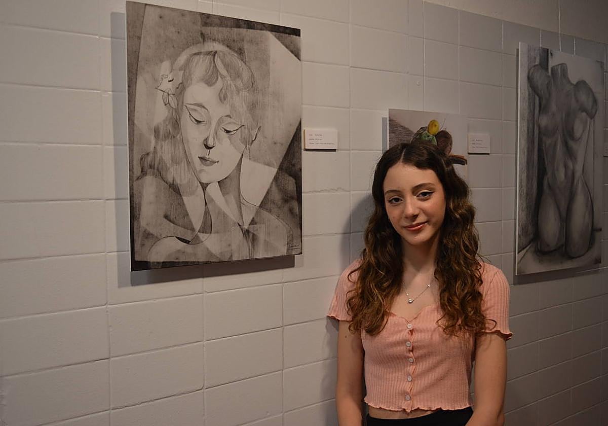 La joven artista Cristina Barranco inaugura su primera exposición.