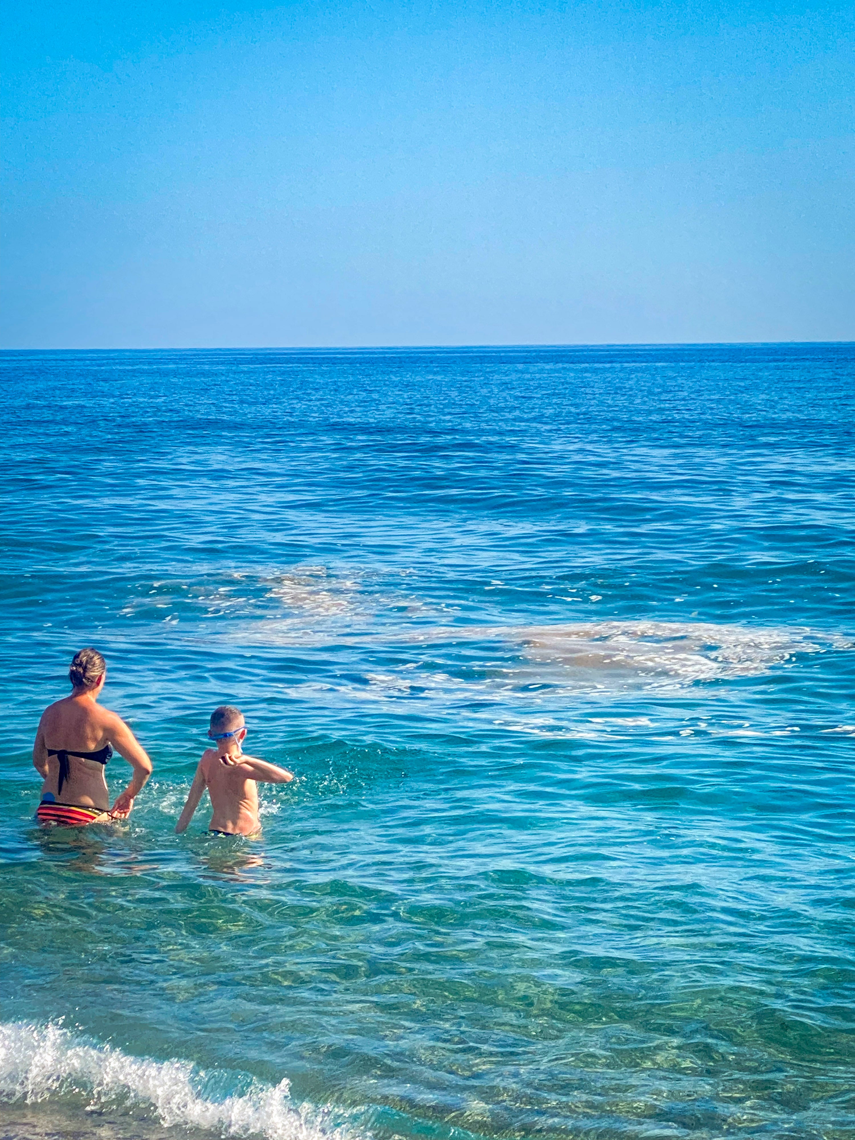 Las imágenes de la &#039;mancha&#039; en las playas de Granada