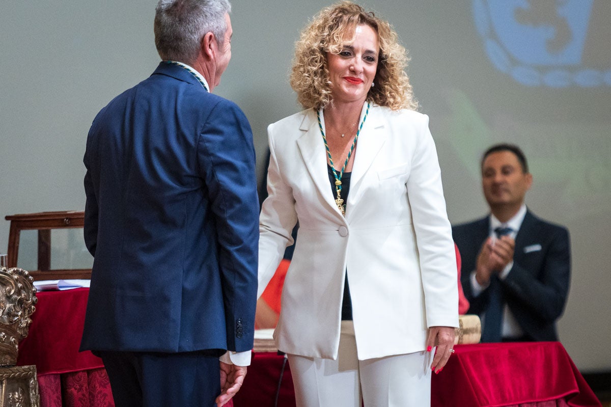 Las imágenes de la constitución de la Diputación de Granada