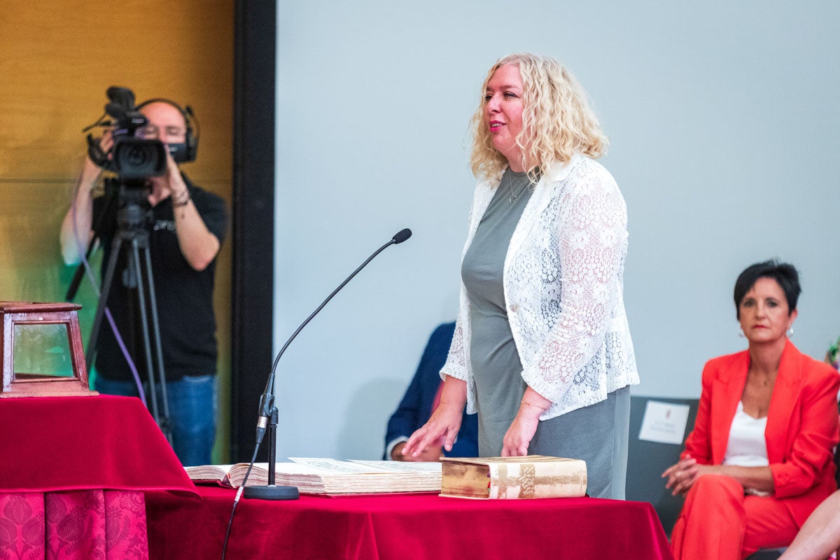 Las imágenes de la constitución de la Diputación de Granada