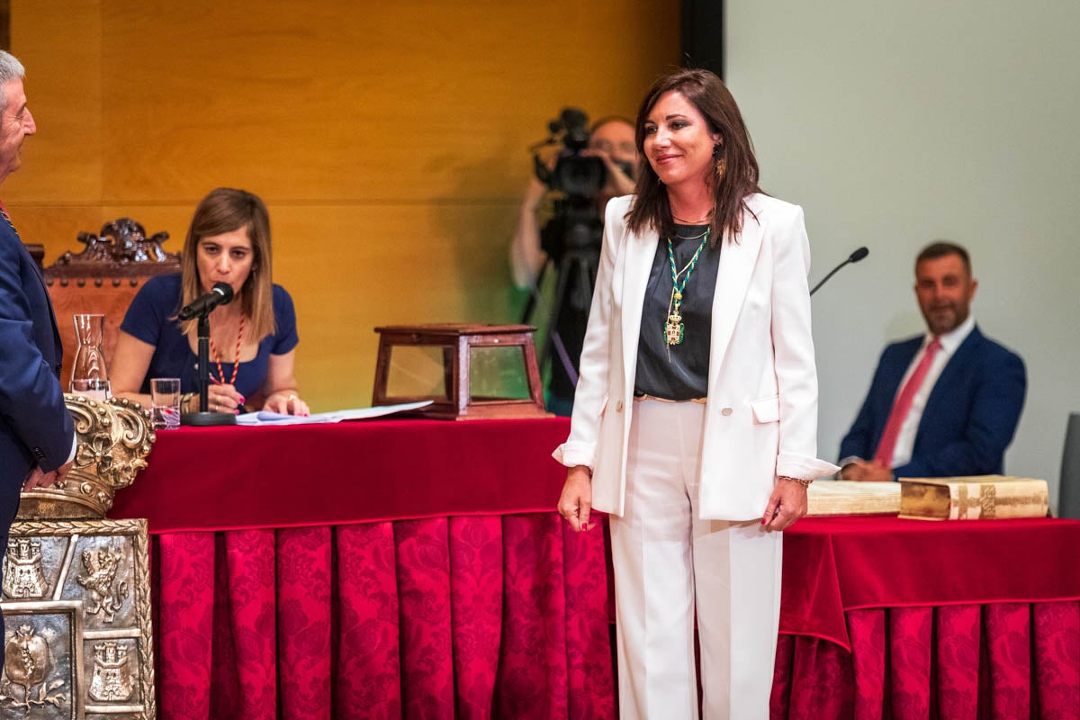 Las imágenes de la constitución de la Diputación de Granada