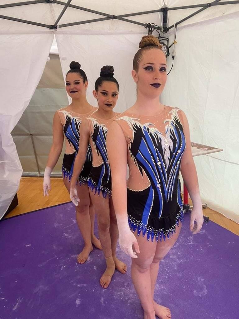 Helena Gutiérrez (centro), en competición.