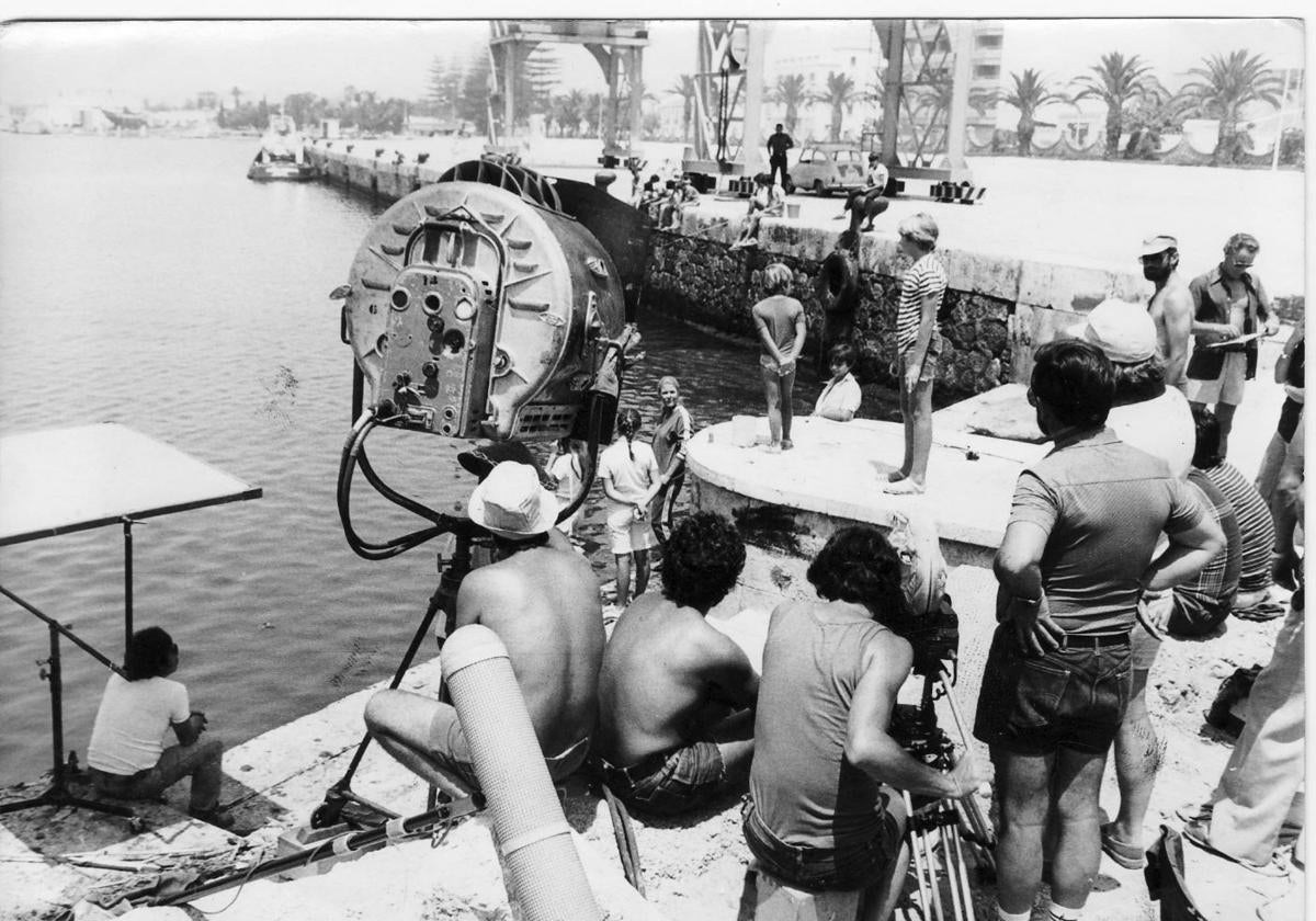 Rodaje de 'Verano azul' en el puerto de Motril, en 1980.