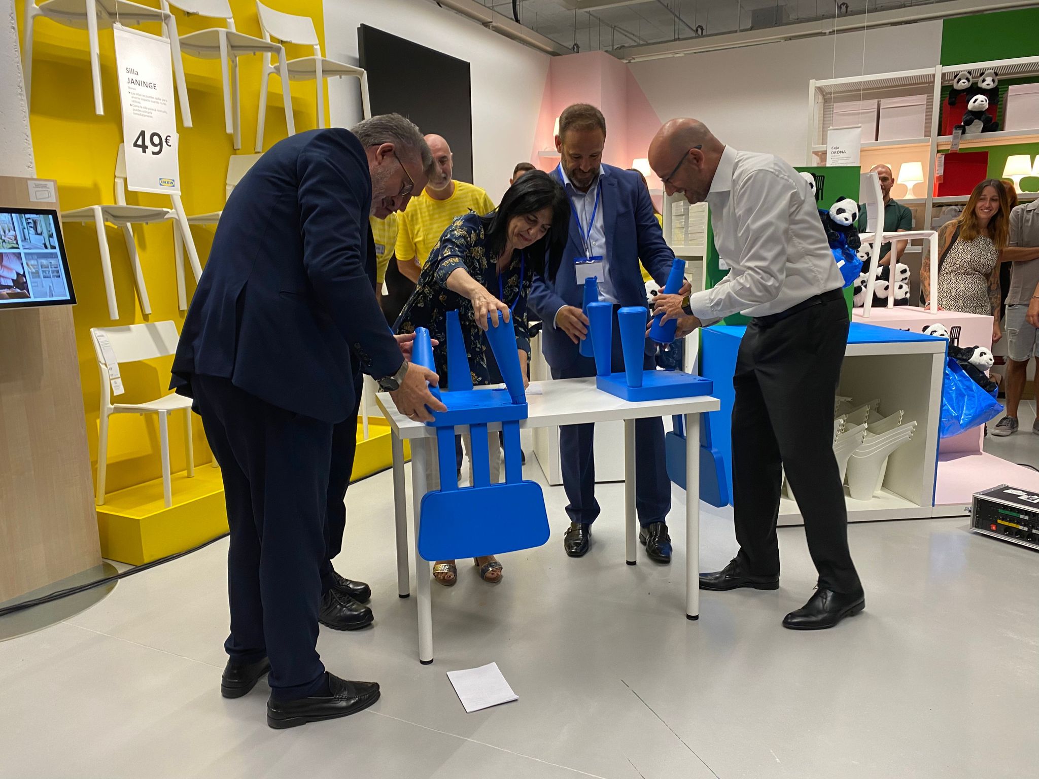 Las imágenes de la inauguración de Ikea en Granada