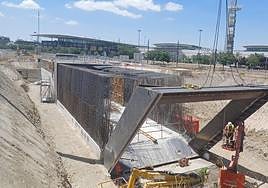 Construcción de uno de los cajones que se meterá bajo la GR-30.