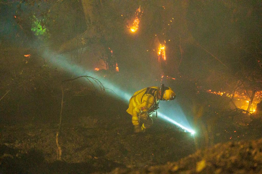 Las imágenes del incendio en el Sacromonte en Granada