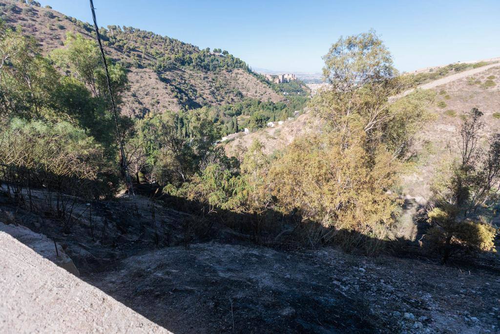 Las imágenes del incendio en el Sacromonte en Granada