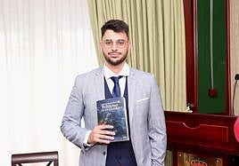 Ciro Soto, con su libro 'El lenguaje de la guerra'.