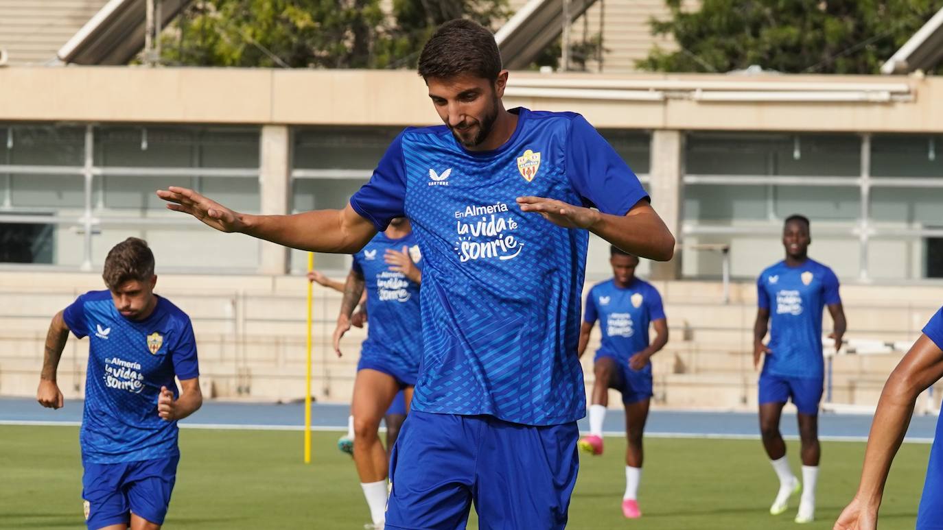 El Almería &#039;afila las garras&#039; para su primer partido de Liga