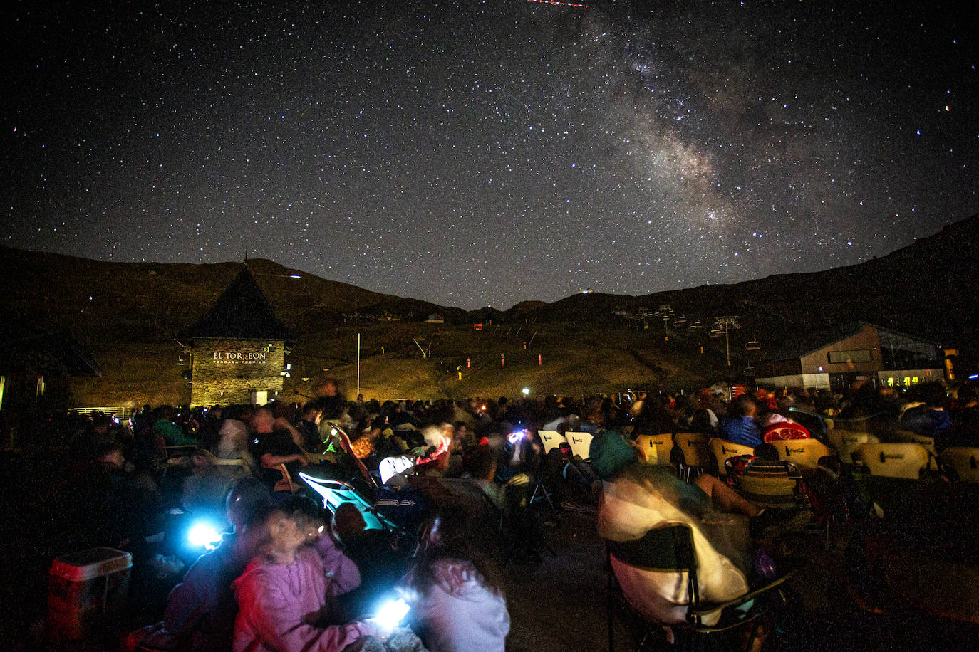 Espectaculares imágenes de las Perseidas desde Sierra Nevada