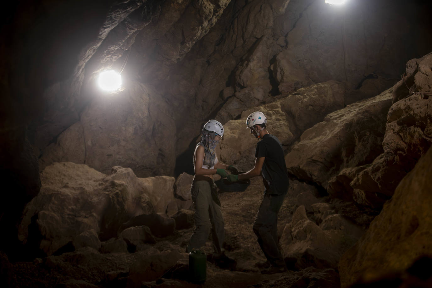 Las imágenes de la imponente Cueva de los Murciélagos de Granada