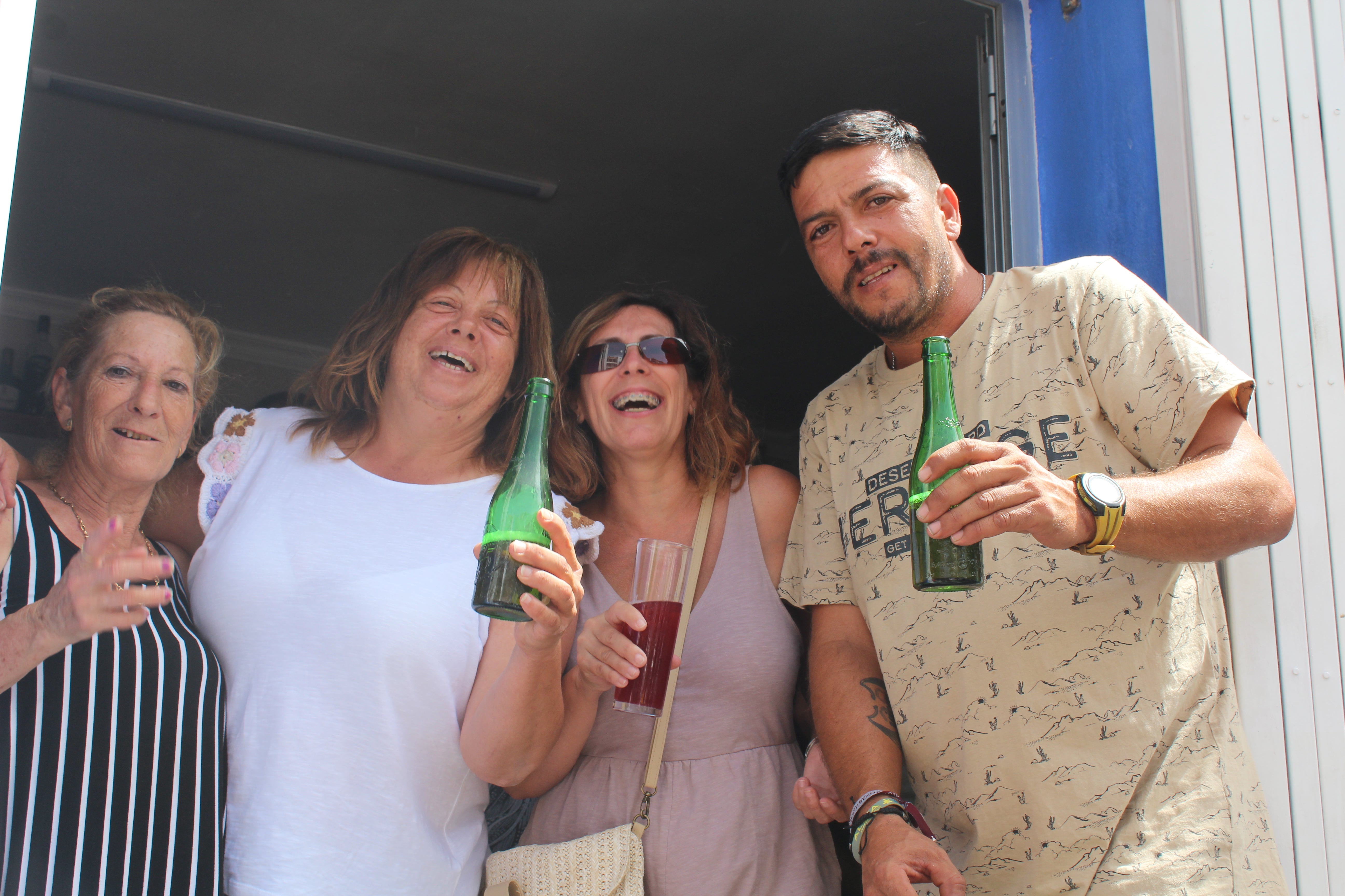 Más de 1.200 personas disfrutan de una gran paella en Velefique