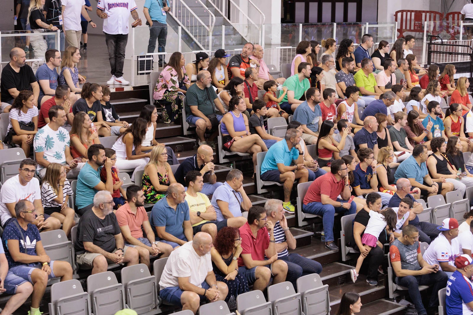 Encuéntrate en la grada del Palacio durante el España-República Dominicana