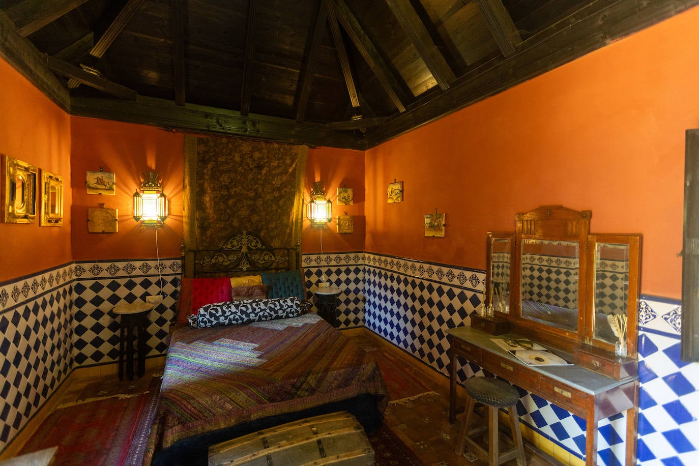 Imagen secundaria 1 - Recorrido por la Casa Real del Soto de Roma. 