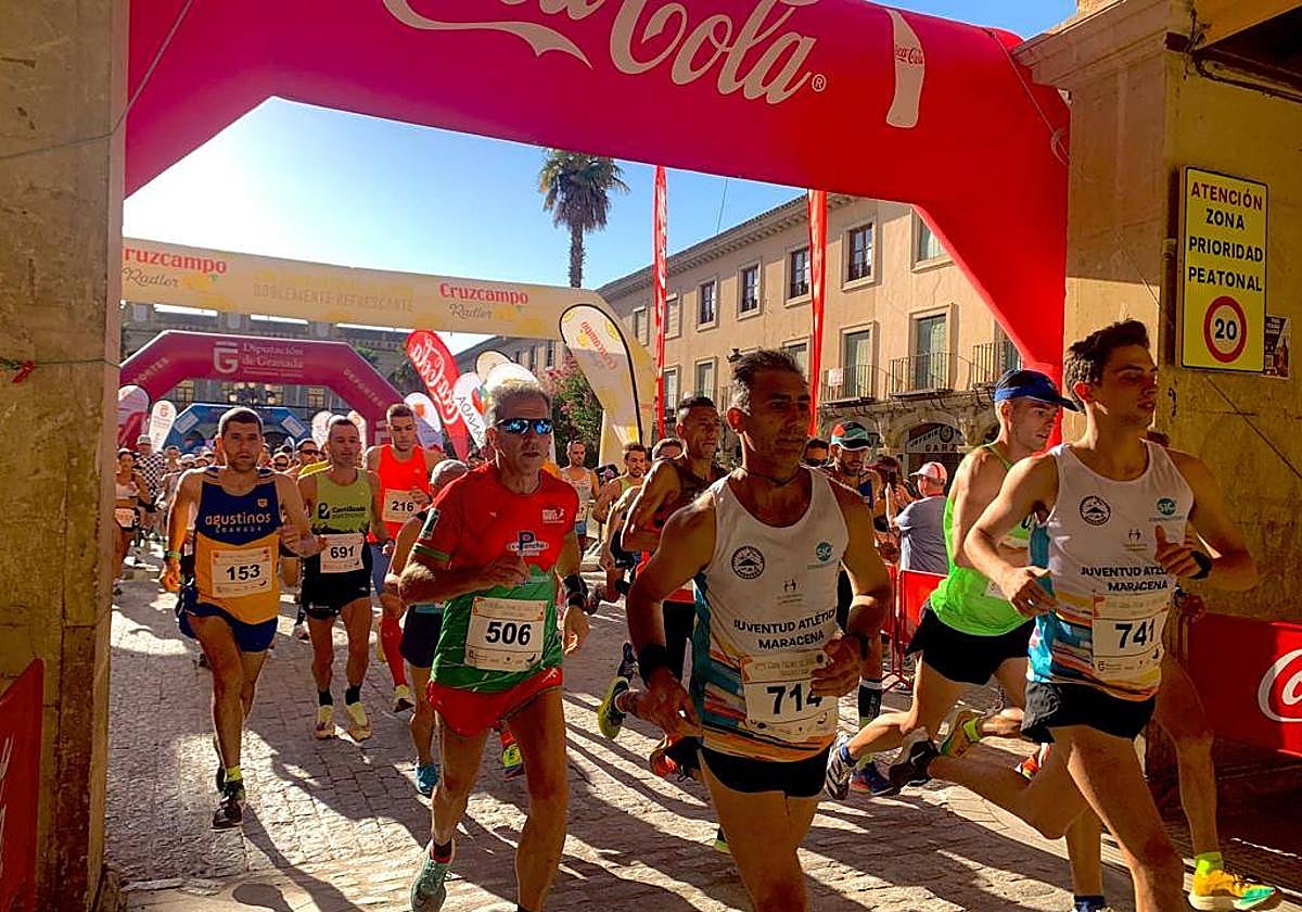 Momento de la salida el año pasado de la Prueba del Melocotón.