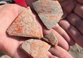 Restos de cerámica hallados en Cástulo.