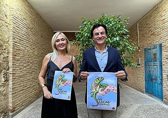 La concejala de Cultura, María Espejo, y el alcalde de Jaén, Agustín González, presentan la programación de feria.