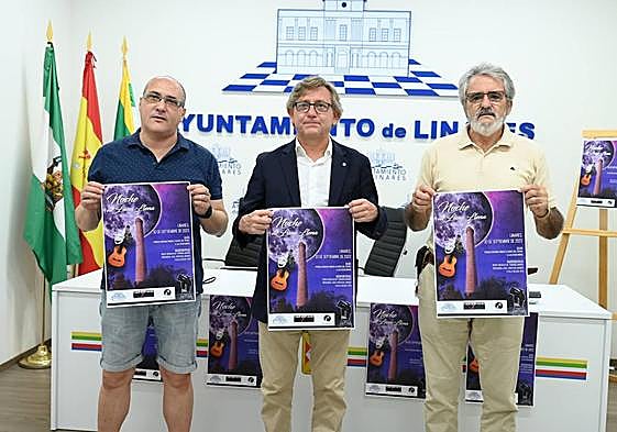 Presentación de la ruta nocturna de senderismo minero 'Noche de luna llena', prevista para el próximo día 30.
