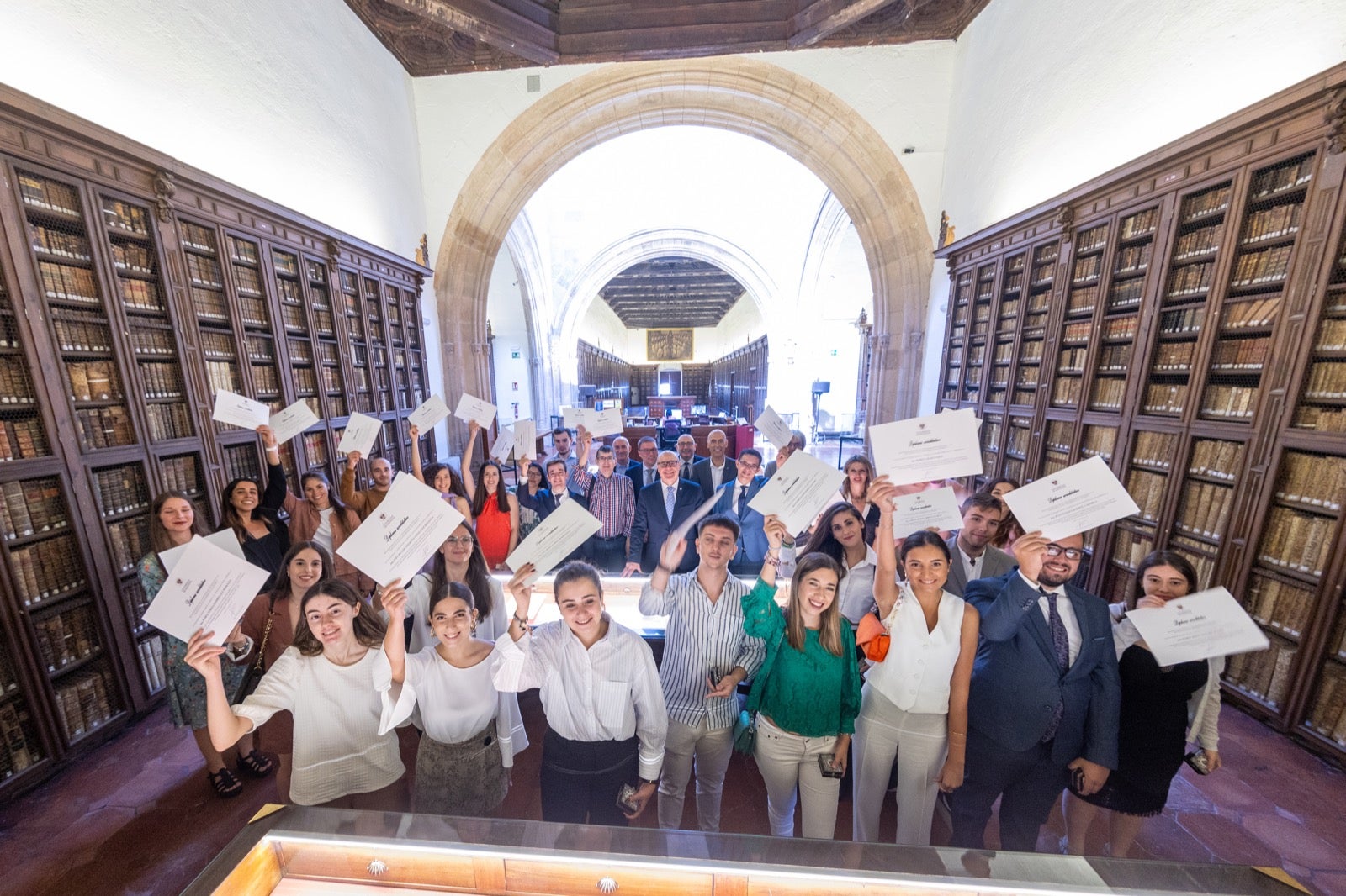 Las mejores imágenes del acto de la UGR con sus mejores estudiantes