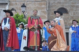 El encuentro de Moros y Cristianos reunirá este sábado a 16 agrupaciones en Vélez de Benaudalla