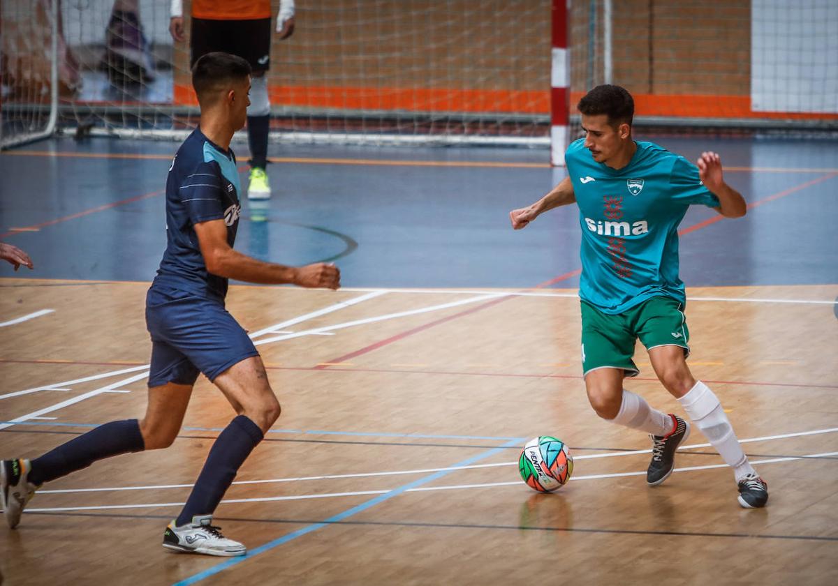 Instante del partido de la pasada semana ante el Avanza Jaén.