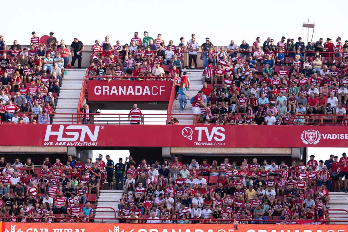 Las mejores jugadas del Granada-Betis, en imágenes