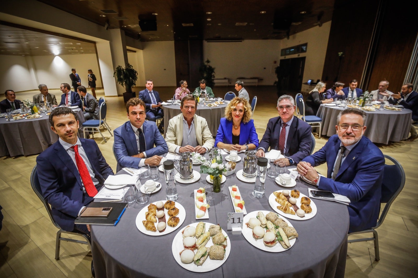 El desayuno informativo con la consejera de Fomento, Rocío Díaz, en imágenes