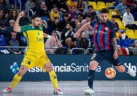 Matheus y Chino, en uno de los ultimos partidos entre el Paraíso Interior y el Barça FS.