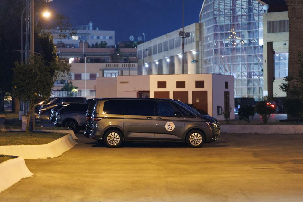 Las imágenes de Fermasa, convertido en el parking de las delegaciones en la cumbre europea