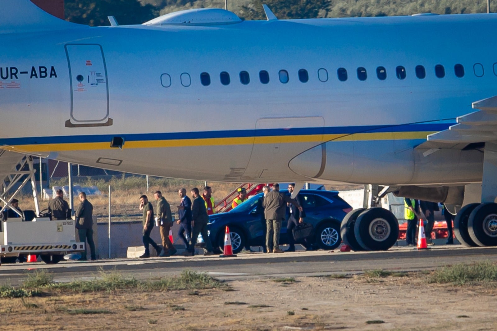 Las imágenes de los aviones de las delegaciones europeas en un día histórico para el aeropuerto