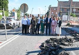Pedro Fernández y Loli Cañavate, en la visita a las obras de la Avenida Fernando de los Ríos.