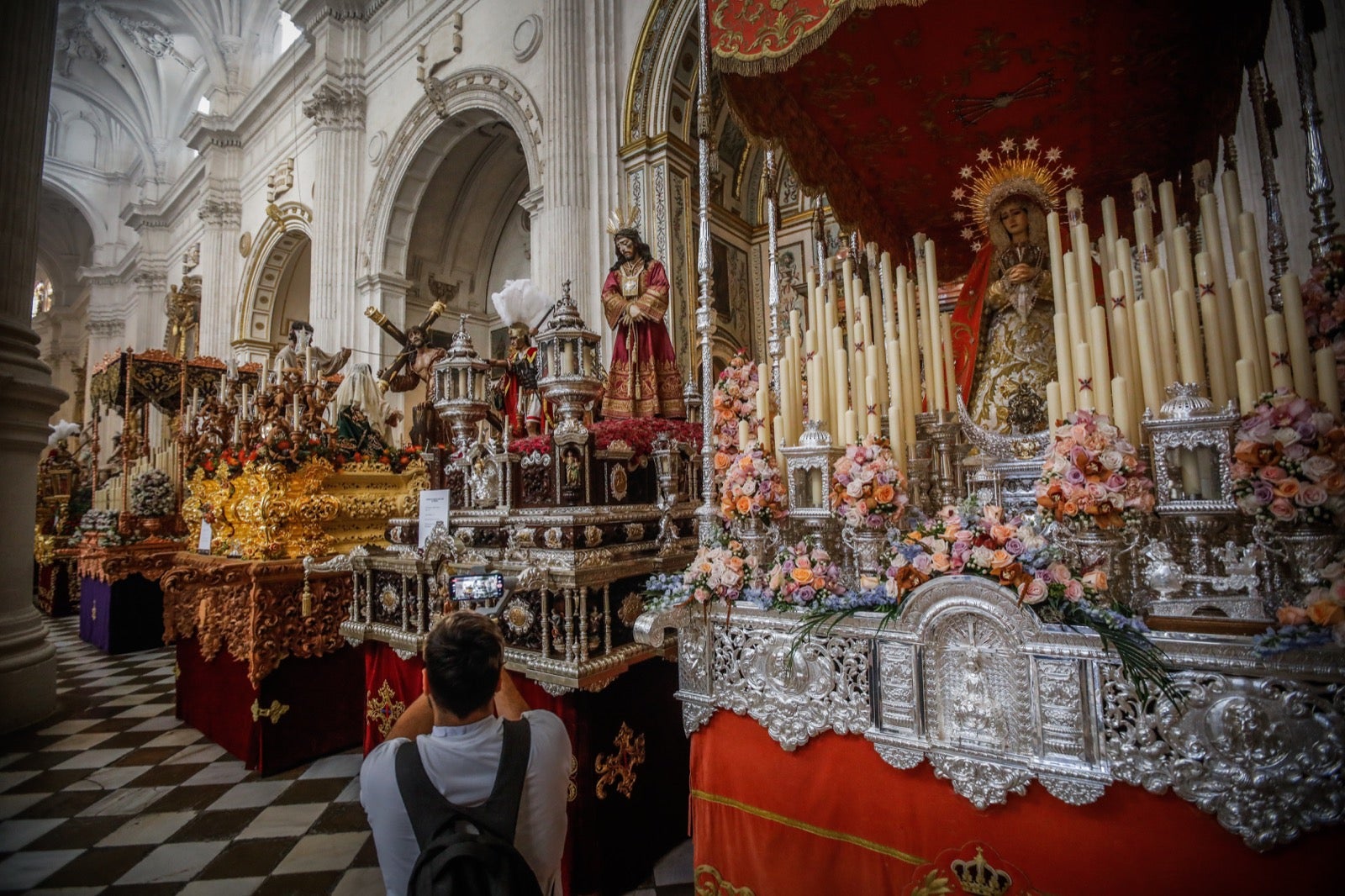 Las imágenes de todos los pasos que procesionarán en la Magna de Granada