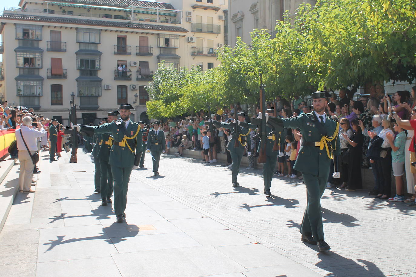 Las imágenes del desfile de la Guardia Civil en Jaén