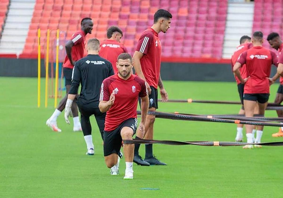 Shon Weissman, durante un entrenamiento con el equipo.