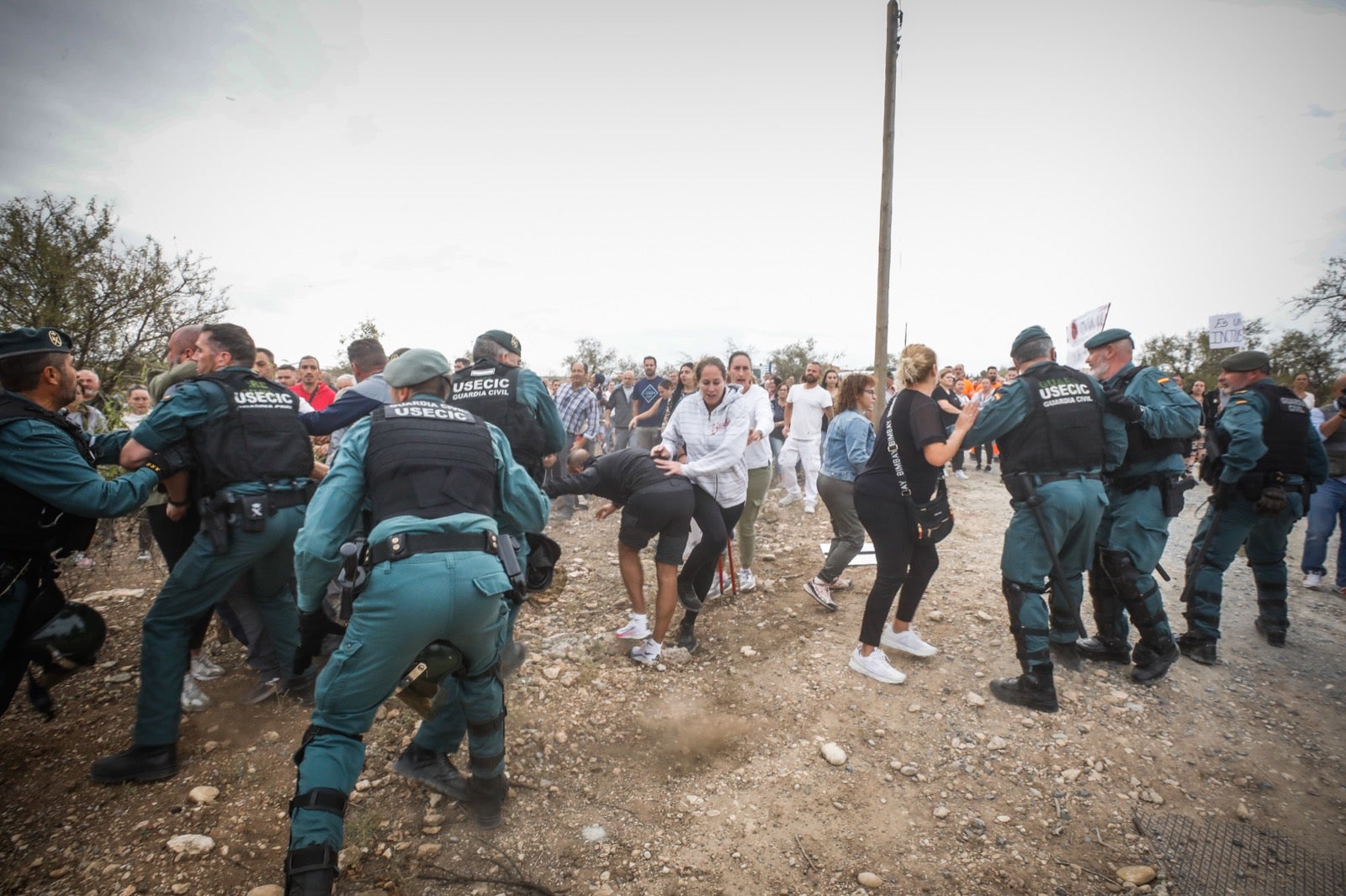 El derribo de la casa de Moraleda, en imágenes