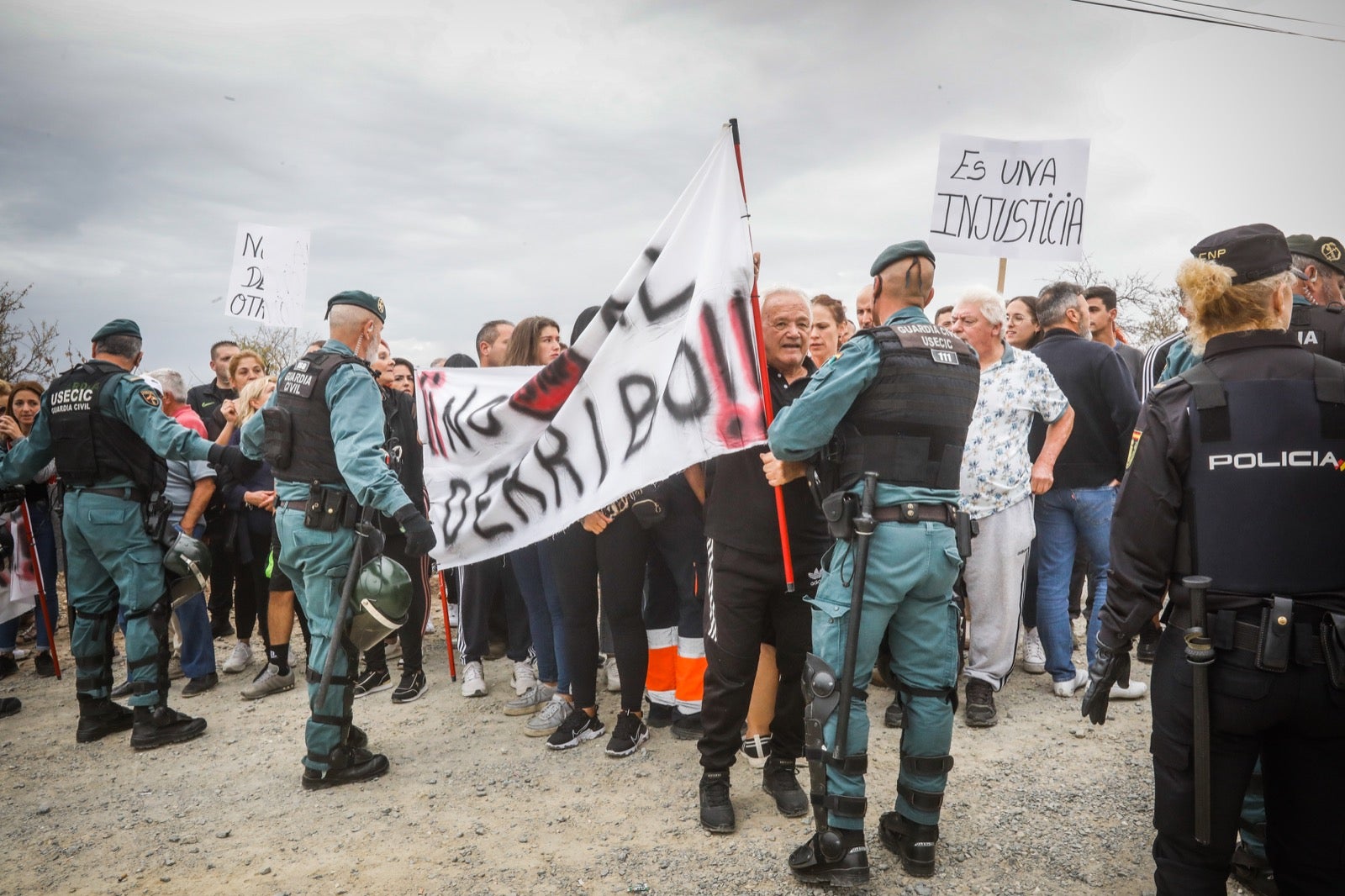 El derribo de la casa de Moraleda, en imágenes