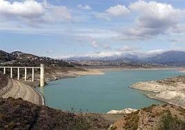 El embalse de La Viñuela, ubicado en La Axarquía, en una imagen de archivo.
