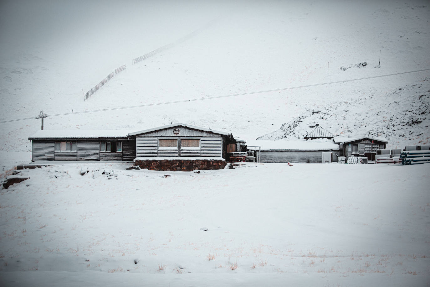 El manto blanco de Sierra Nevada, en imágenes